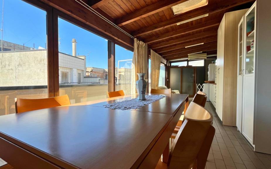 HOUSE ALTAMURA