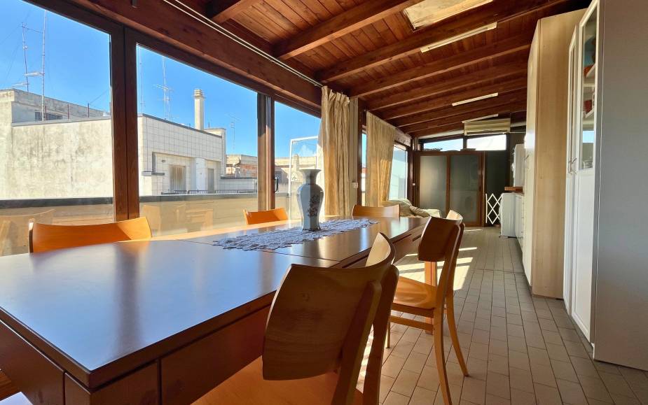 HOUSE ALTAMURA