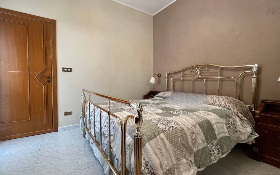 HOUSE ALTAMURA