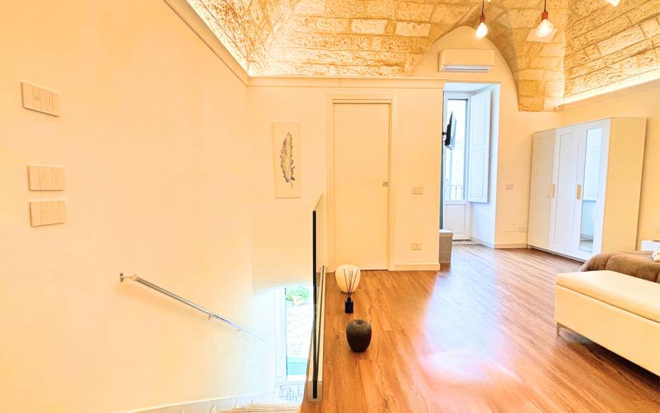 HOUSE ALTAMURA 