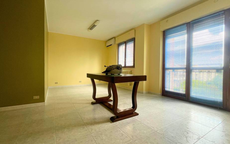 OFFICE ALTAMURA