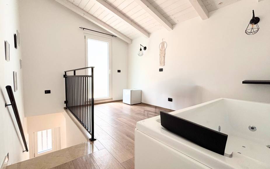 HOUSE ALTAMURA 
