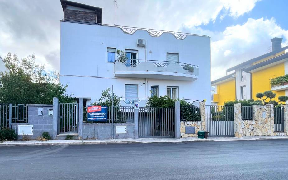 CASA SANTERAMO