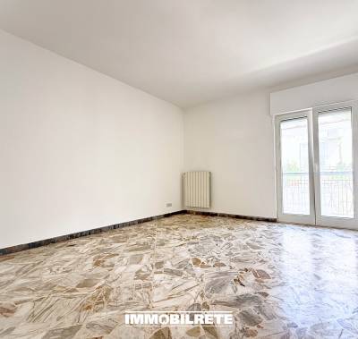 CASA SANTERAMO - VIA GIULIO CESARE