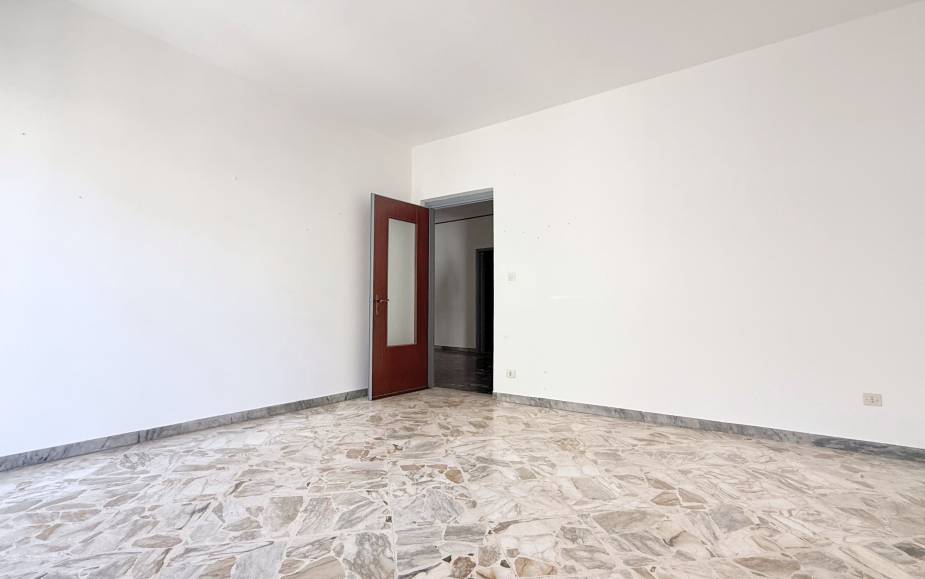 CASA SANTERAMO - VIA GIULIO CESARE