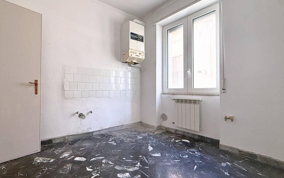 CASA SANTERAMO - VIA GIULIO CESARE