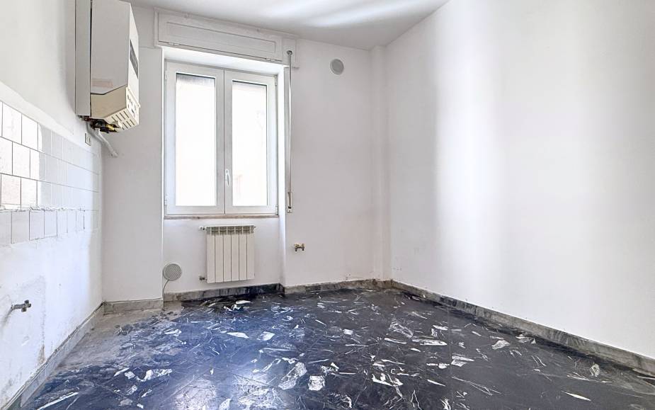 CASA SANTERAMO - VIA GIULIO CESARE