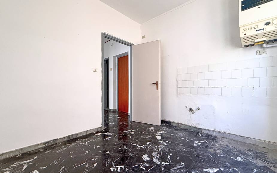 CASA SANTERAMO - VIA GIULIO CESARE