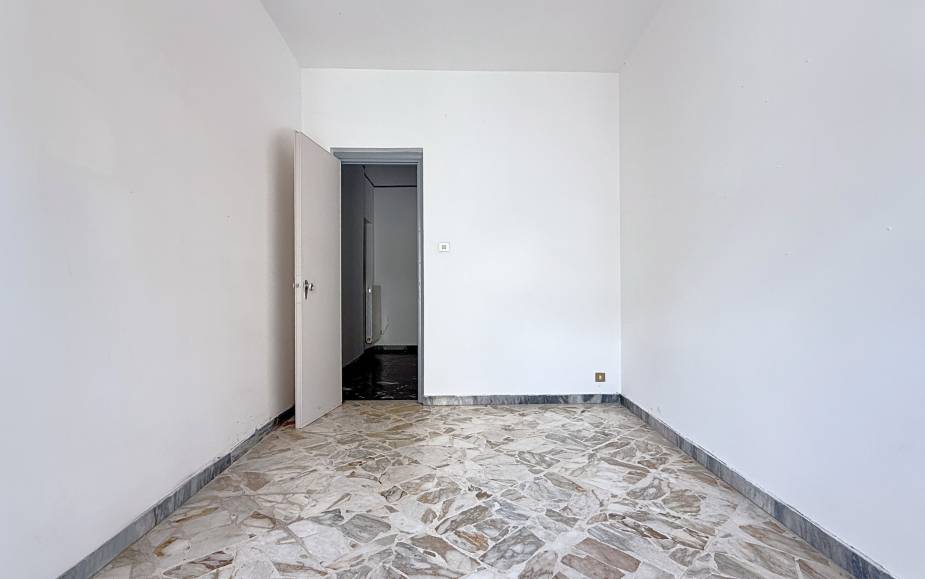 CASA SANTERAMO - VIA GIULIO CESARE