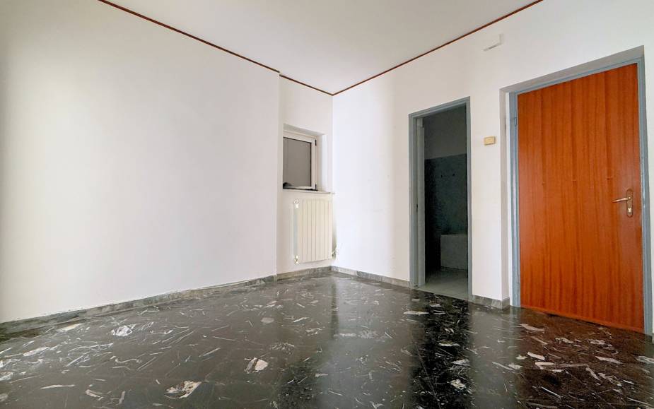 CASA SANTERAMO - VIA GIULIO CESARE