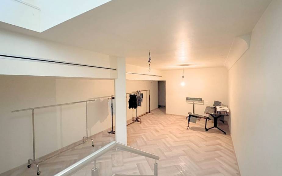 LOCALE COMMERCIALE MATERA - VIA ROSSELLI