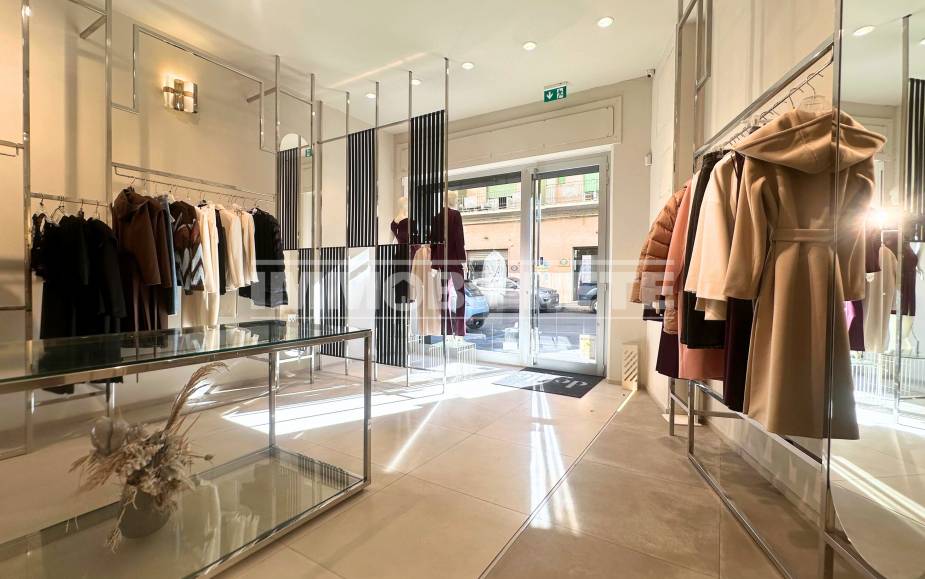 ATTIVITA' COMMERCIALE  ALTAMURA