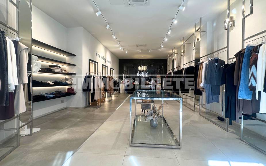 ATTIVITA' COMMERCIALE  ALTAMURA