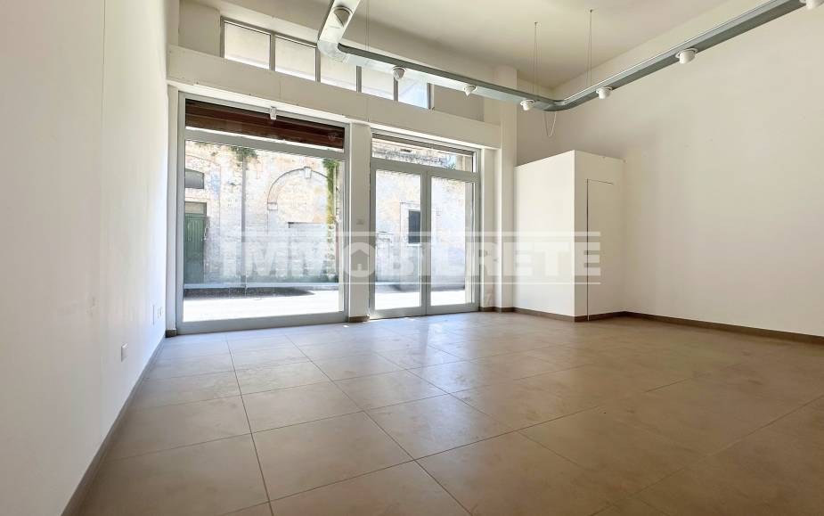 LOCALE COMMERCIALE ALTAMURA