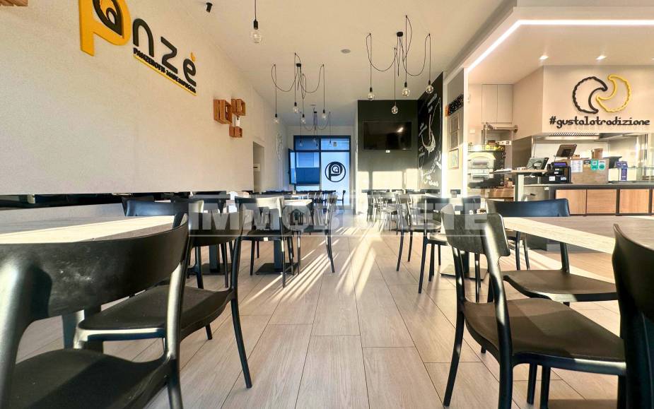 ATTIVITA' COMMERCIALE  ALTAMURA