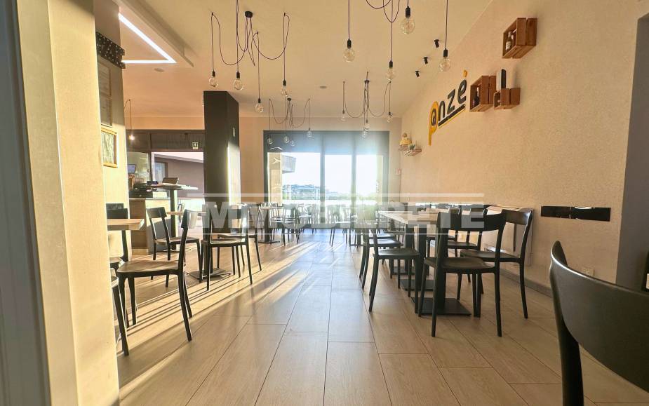 ATTIVITA' COMMERCIALE  ALTAMURA