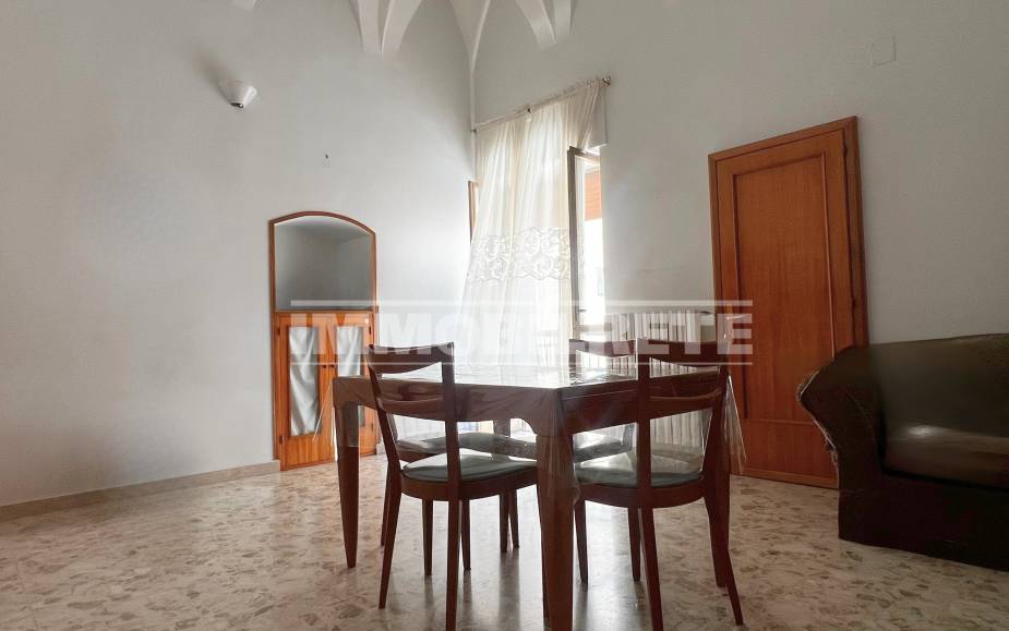 HOUSE ALTAMURA
