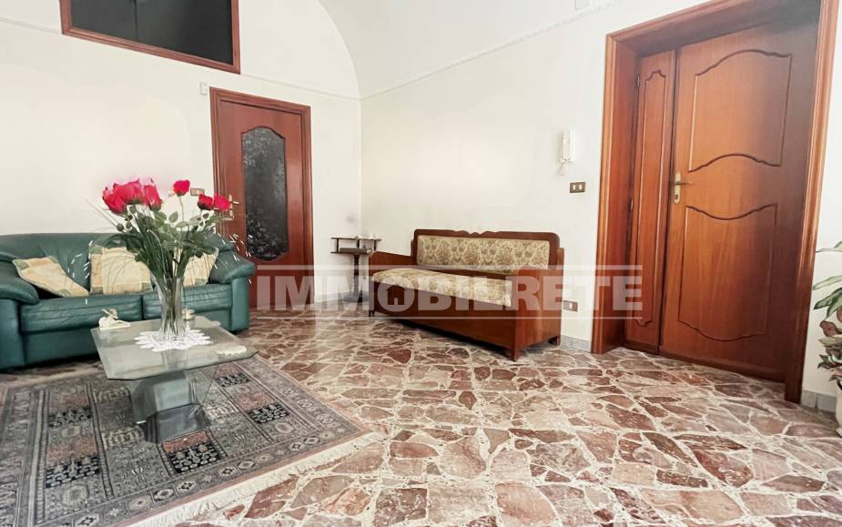DETACHED PROPERTY ALTAMURA