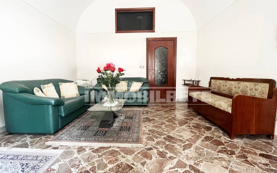 DETACHED PROPERTY ALTAMURA